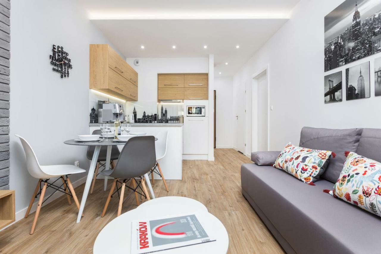 City Of The Kings-Silver Apartment No 2- Lubelska 10 كراكوفيا المظهر الخارجي الصورة